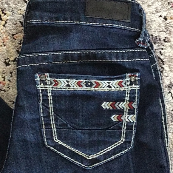 DAYTRIP Jeans!  👖 - Picture 2 of 6